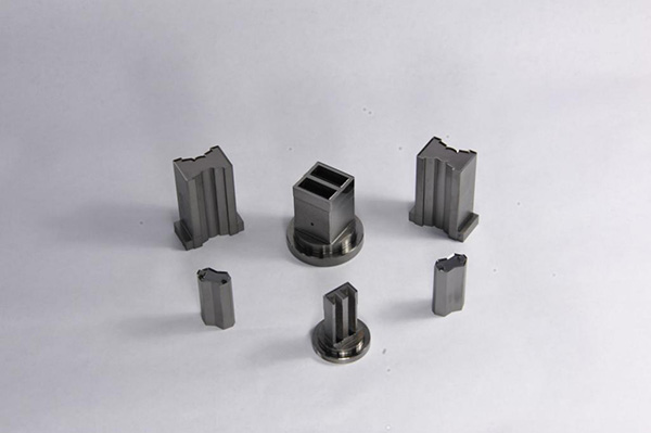 粉末冶金模具